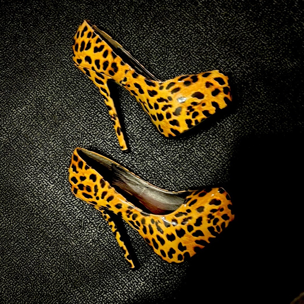 Leopard platform heels.  Beautiful